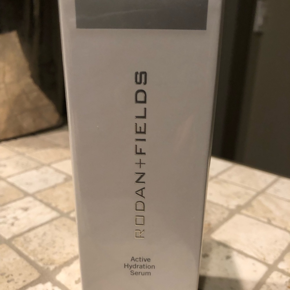 Rodan and Fields Active Hydration Serum